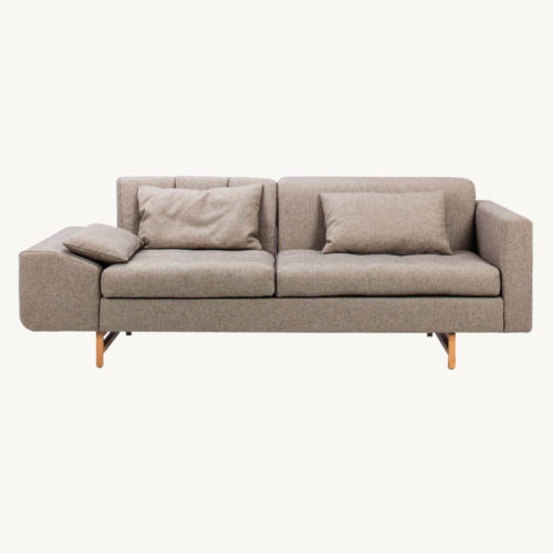 Embrace-Sofa-Bruehl